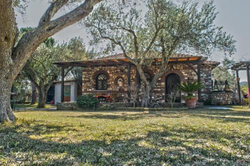 Ormos Panagias House | Top-Rated Feggaropetra by the Sea with Ocean Views