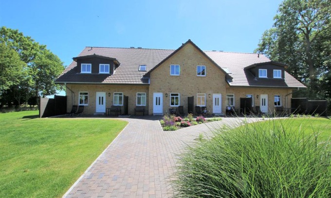 Katharinenhof House | Discover Family-Friendly Fehmarnhaus 3 with Pool Access