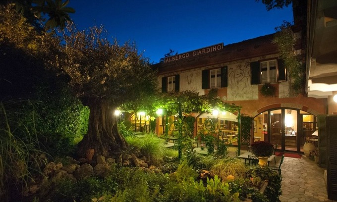 Monforte d'Alba Hotel | Discover Felicin - A Historic Gem with Spa & Dining