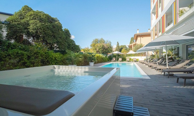 Olbia Hotel | Elegant Hotel Felix Olbia with Spa and Pool Access