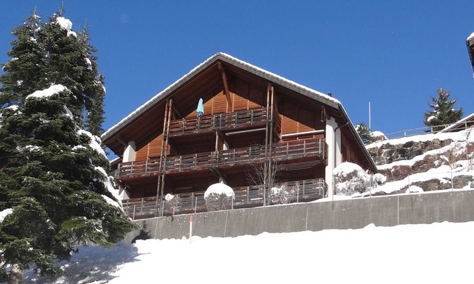 Engelberg Apartment | Guest Rated 10/10: Fellenrüti 81 with Spa & Kitchen