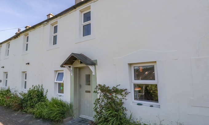 Cockermouth Cottage | Romantic Fellside Cottage with Open Fire in Keswick