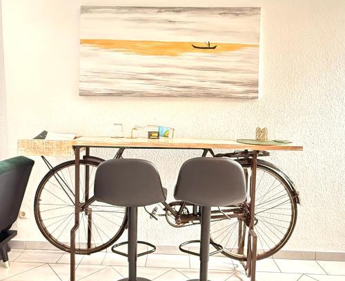 Burbach Apartment | Modern Femo SCHICK: Nature Retreat with Pet-Friendly Comfort