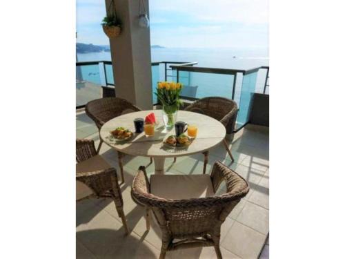 Platja d'Aro Apartment | Discover Fenals: Oceanfront Oasis for Family Getaways