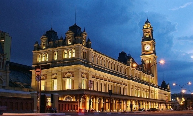 Bom Retiro Hotel | Convenient Stay at Fenix Bom Retiro with Spa & Breakfast