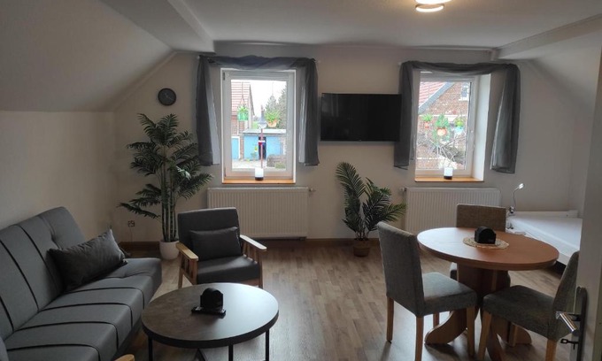 Frankenheim-Lindennaundorf Apartment | Pet-Friendly Einraumwohnung with a 9/10 Guest Rating