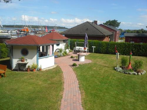 Barhoft Apartment | Pet-Friendly Oceanfront Retreat: Ferien- und Anglerdomizil Beese