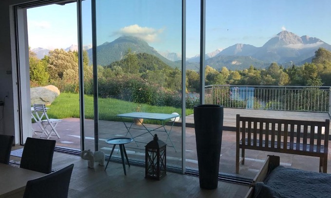 Pflach Apartment | Exceptional Ferienappartement Vastu - Rated 9.7/10