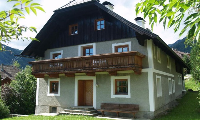 Weisspriach House | Child-Friendly Ferienbauernhaus Stergut with 9.1/10 Rating