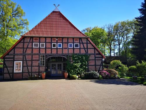 Langeloh Apartment | Family-Friendly Ferienbauernhof Ennenhof with Kitchen Access