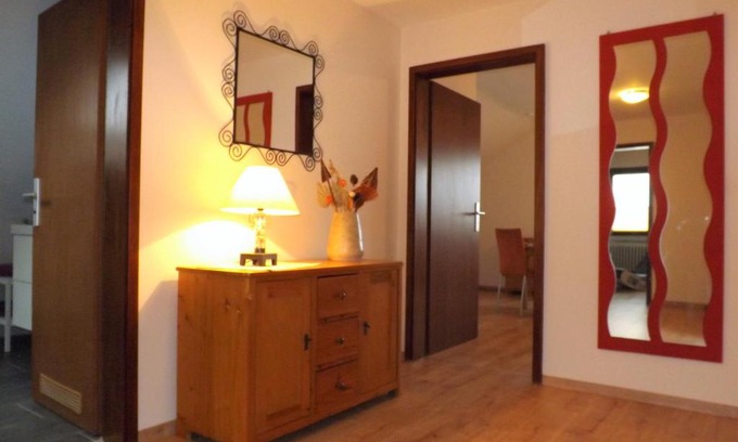 Altlussheim Apartment | Family-Friendly Retreat at Feriendomizil am Rheinbogen