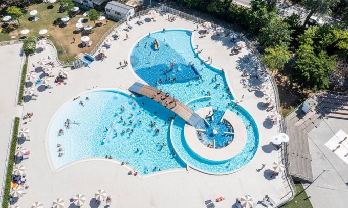 Lido Adriano House | Experience Feriendorf Adriano Lodge: Family-Friendly Oasis