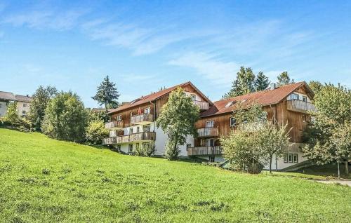 Schlatzendorf Apartment | Pet-Friendly Feriendorf Schwarzholz with Oceanfront Views