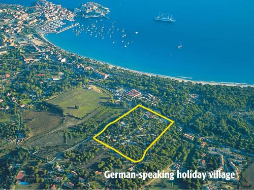 Calvi Resort | Discover Feriendorf zum störrischen Esel with Ocean Views