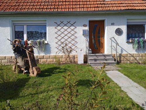 Siptenfelde House | Cozy Ferienhäuschen Berg und Tal with Ocean Views