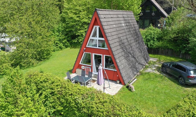Kinding House | Family-Friendly Ferienhäuser at a Popular Campingplatz