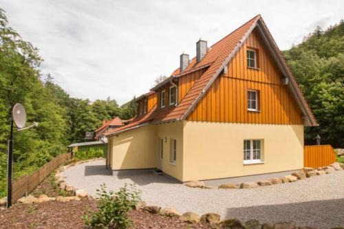 Ilsenburg House | Pet-Friendly Ferienhäuser Ilsestein: Perfect for Families