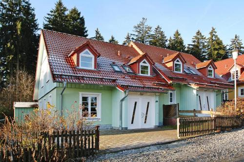 Tanne House | Inviting Cottages in Fir Park with Hot Tub & Pet Friendly