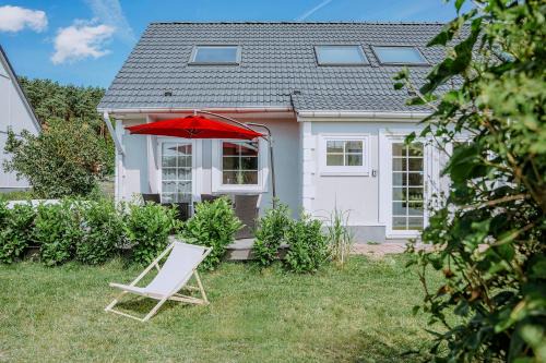 Luetow House | Peaceful Getaway at Haus Samara, Usedom - Hot Tub & Sauna