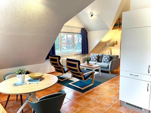 Insel Poel Apartment | Oceanfront Retreat at Ferienhäuser Liethmann Haus 3 W2