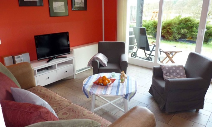 Muritz House | Experience Oceanfront Bliss at Ferienhaus Landhaus Speck