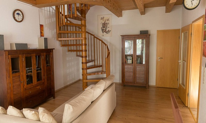 Neubulach House | Family-Friendly Ferienhaus with Breakfast & Kitchen Access
