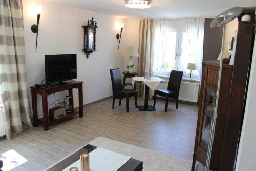 Hemme House | Pet-Friendly Retreat at Ferienhaus Achtern Diek - Rated 9/10