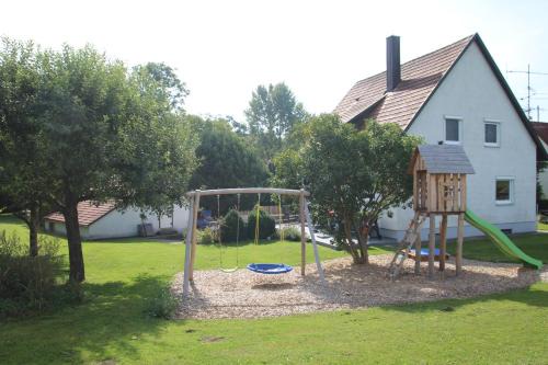 Aitrach House | Unforgettable Stay at Ferienhaus an der Iller with Ocean View