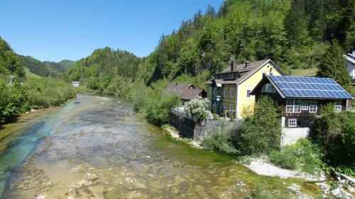 Opponitz Hotel | Discover Ferienhaus an der Ybbs with Hot Tub & Family Fun