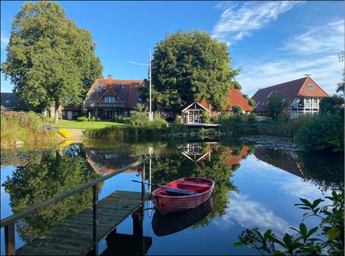 Tastrup Apartment | Discover Ferienhaus Auszeit: Pet-Friendly Retreat with Ocean Views