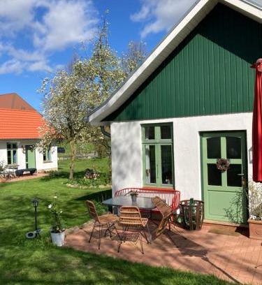 Dargun House | Pet-Friendly Ferienhaus Barlin 2 with Oceanfront Views