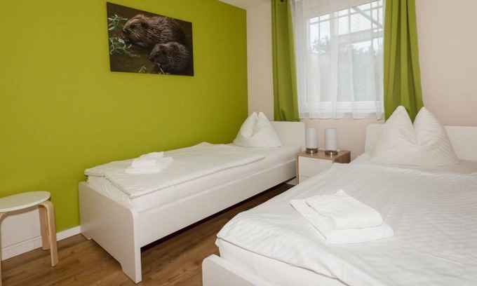 Lochow Apartment | Cozy Ferienhaus Biber: Oceanfront Stay for 4 Guests
