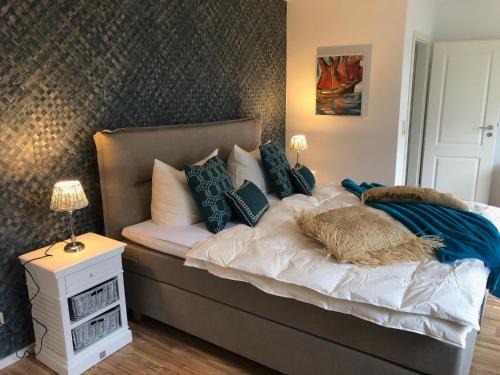 Pruchten House | Relaxing Ferienhaus Boddenblick with Sauna & Family-Friendly Amenities