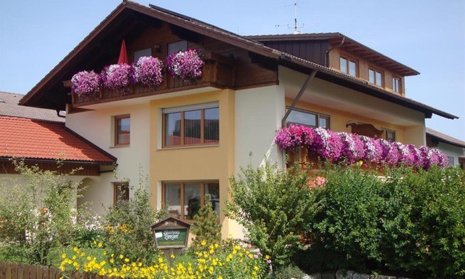 Schraden Apartment | Highly Rated Ferienhaus Breyer – Family-Friendly Retreat
