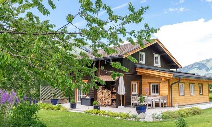 Woerth House | Relaxing Ferienhaus Corelli with Spa & Family Amenities