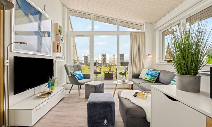 Wendtorf House | Oceanfront Dünenvilla with Spa and Pet-Friendly Amenities