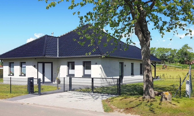 Grunow House | Guest Rated: 10/10 - Family-Friendly 2 Bedroom in Grünow