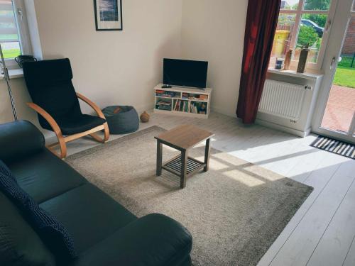 Suden House | Family-Friendly Ferienhaus Eesbüll: 4-Star Retreat