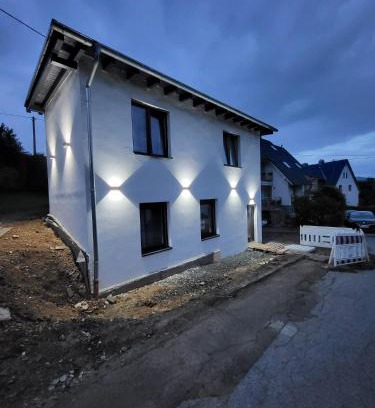 Eichen Apartment | Pet-Friendly Retreat at Ferienhaus Eichen - Rated 8.2/10