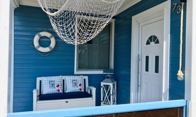Monkebude House | Cozy Retreat for 2 in Mönkebude with Kitchen Amenities
