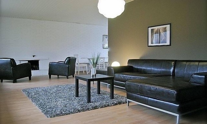 Suederbrarup House | Cozy Retreat for 6 Guests with Spa in Süderbrarup