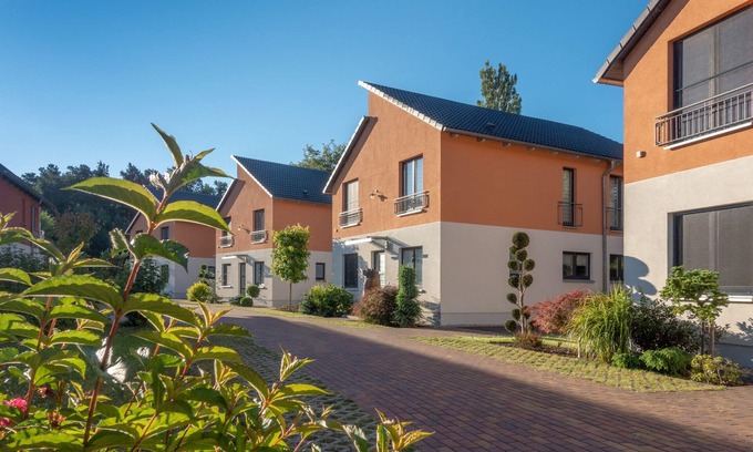 Treptow-Koepenick House | Spacious Berlin Retreat for 6 with Oceanfront Amenities