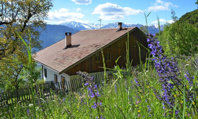 Verano House | Perfect Holiday Home for 8 Guests in Vöran with Kitchen