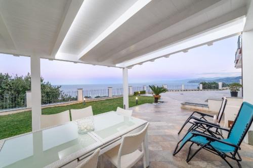 San Giorgio House | Family-Friendly Holiday Home for 8 in San Giorgio-Magaro