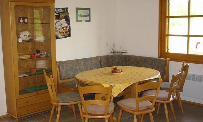 Montendre Apartment | Group Getaway: Ferienhaus for Up to 18 Guests