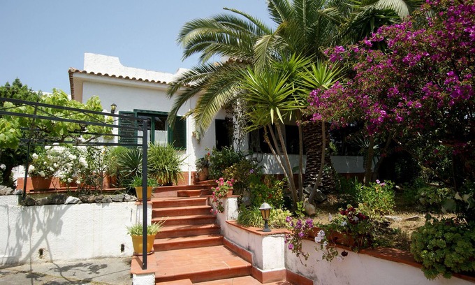 Marina Di Camerota House | Inviting Ferienhaus for 6 Guests in Marina di Camerota