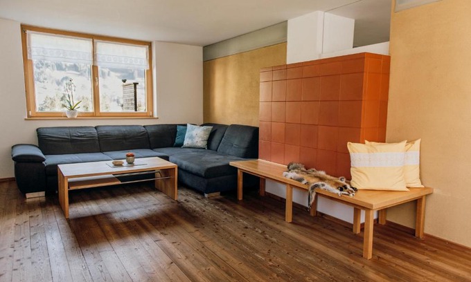 Au House | FuchsbAu: Family-Friendly Retreat with Perfect 10 Review!