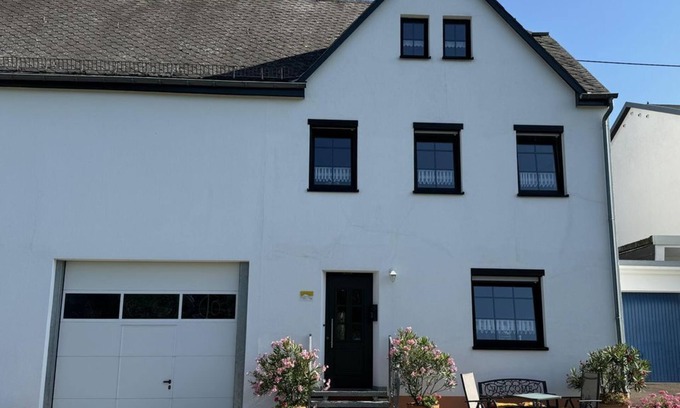 Morbach House | Discover Ocean View Comfort at Ferienhaus Knöppel