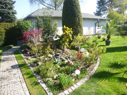 Mueggelheim House | Family-Friendly Ferienhaus Görsdorf Berlin with Ocean Views