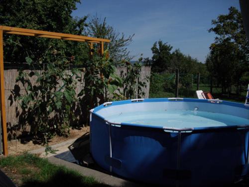 Nemesbuk House | Pet-Friendly Ferienhaus Hartmann with Pool and Kitchen